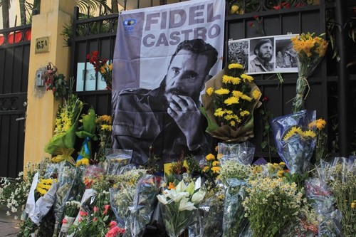 Vietnam holds a national day of mourning for Cuban leader Fidel Castro - ảnh 1
